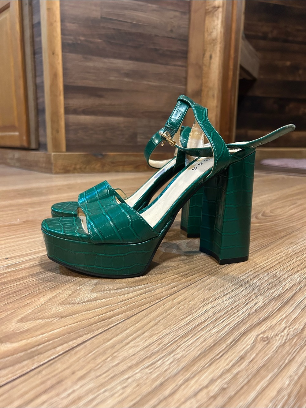 Guess Green Croc-Embossed Platform Sandals